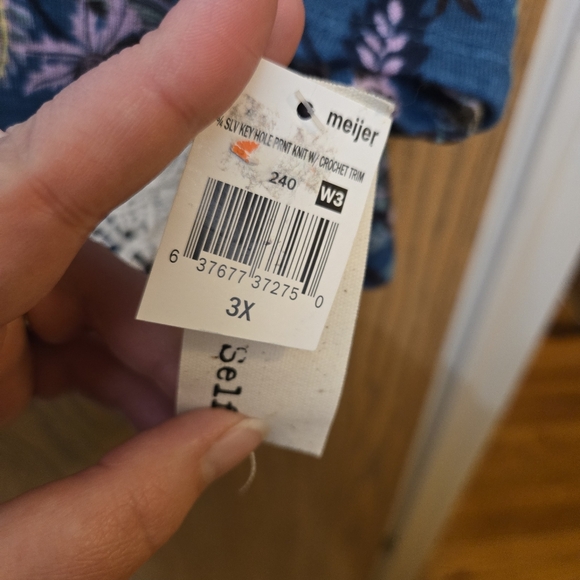 Tru Self 3x Paisley Floral top. - Picture 6 of 7